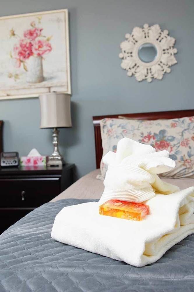 Butterfly Manor Bed & Breakfast Niagara Falls Exterior photo