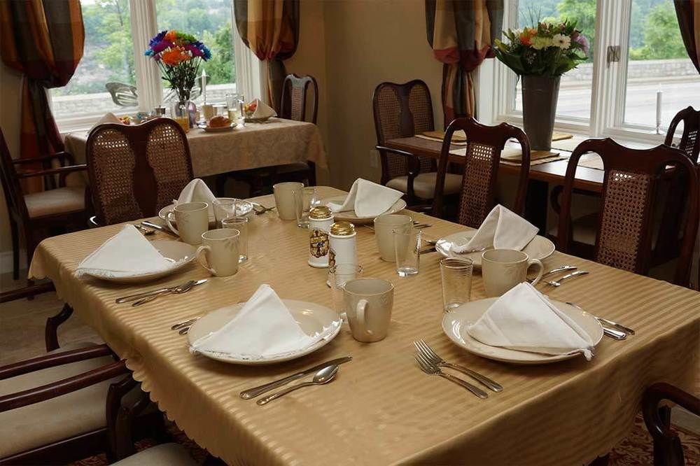 Butterfly Manor Bed & Breakfast Niagara Falls Exterior photo