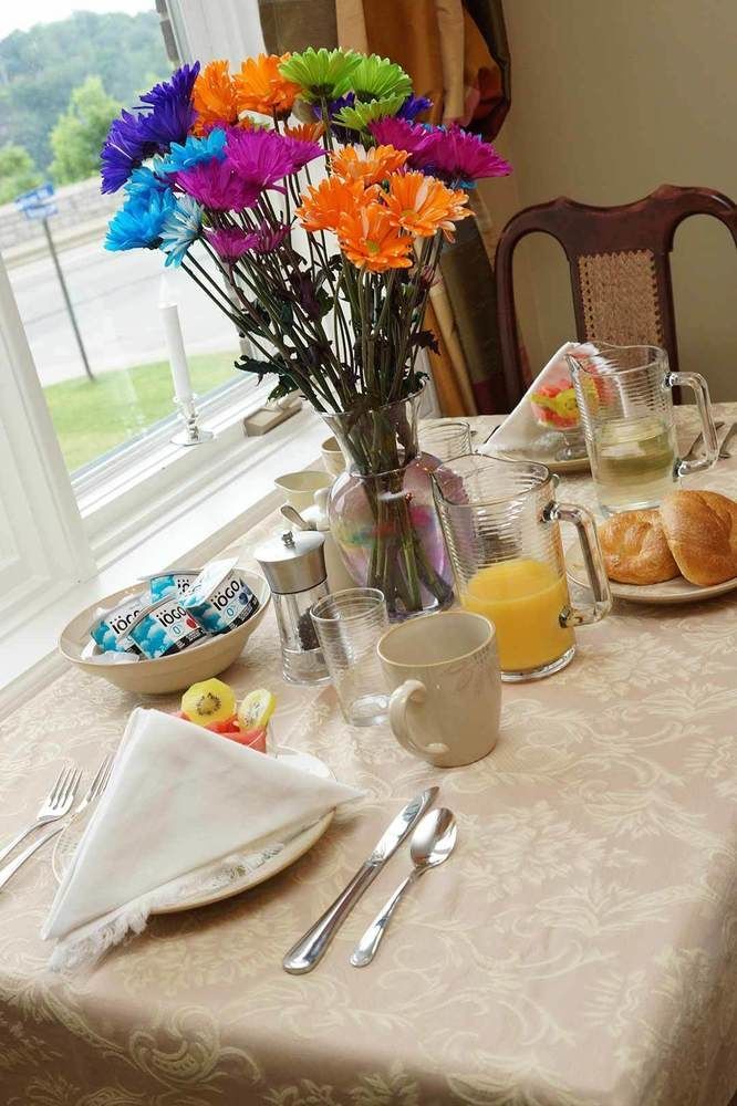 Butterfly Manor Bed & Breakfast Niagara Falls Exterior photo